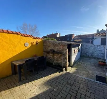 Charmante Vakantiewoning Nabij Strand En Plopsaland Holiday home De Panne