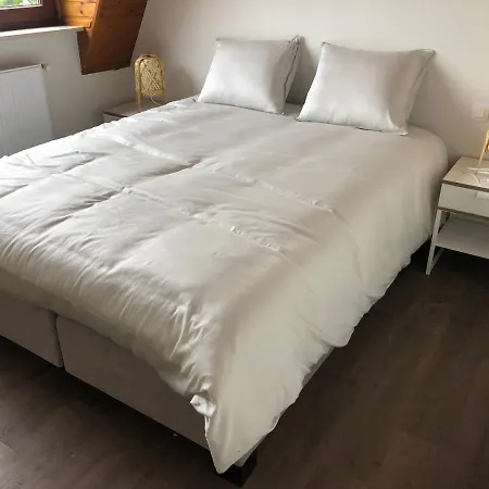 Charmante Vakantiewoning Nabij Strand En Plopsaland Holiday home