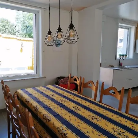 Charmante Vakantiewoning Nabij Strand En Plopsaland Holiday home