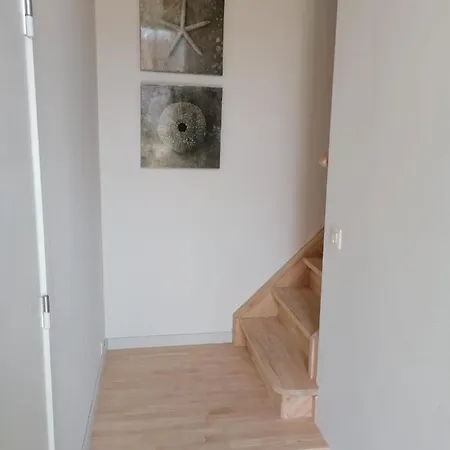 Holiday home Charmante Vakantiewoning Nabij Strand En Plopsaland *