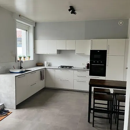 Charmante Vakantiewoning Nabij Strand En Plopsaland Holiday home *